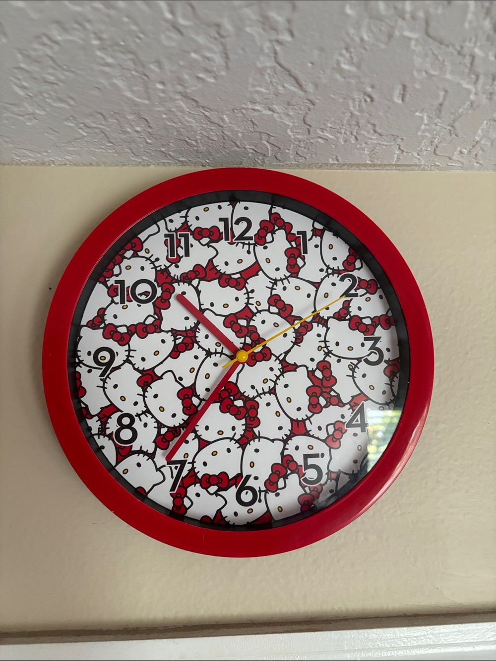 Hello Kitty Red Frame Pattern Wall Clock
